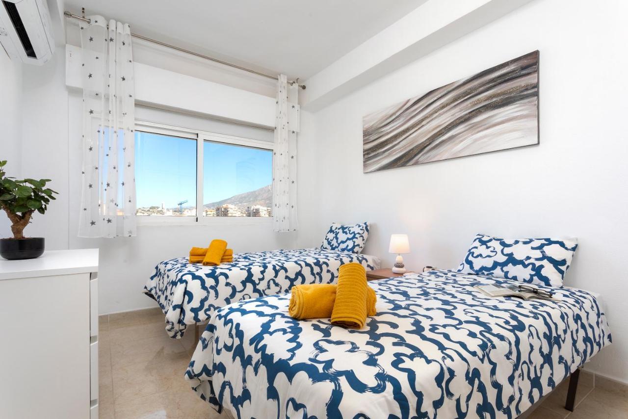 דירות פואנגירולה Fantastico Apartamento A Pie De Playa By Renthas מראה חיצוני תמונה