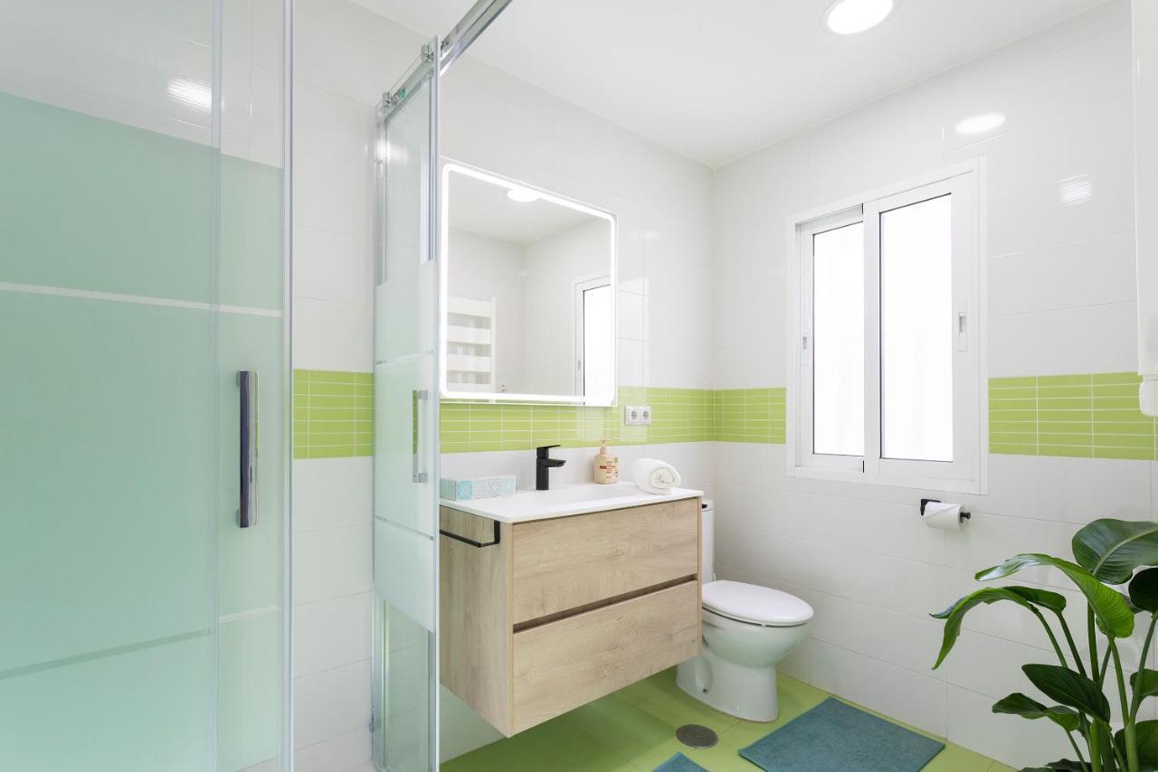 דירות פואנגירולה Fantastico Apartamento A Pie De Playa By Renthas מראה חיצוני תמונה