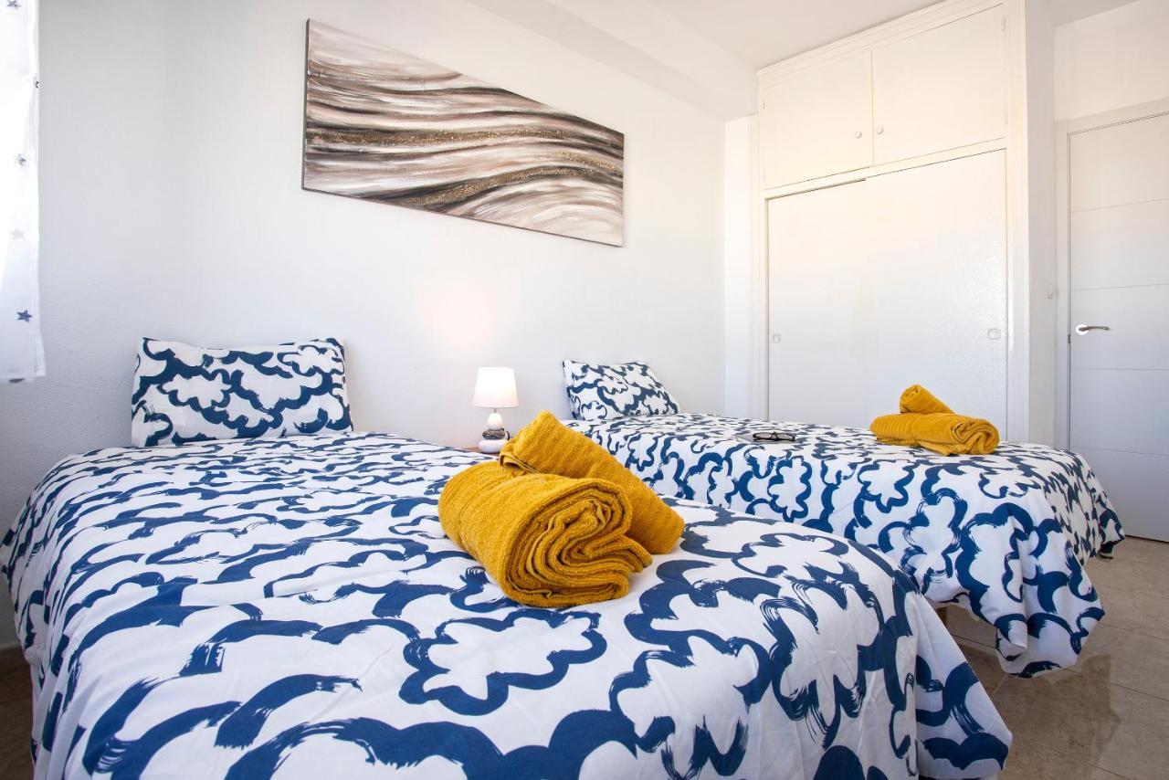 דירות פואנגירולה Fantastico Apartamento A Pie De Playa By Renthas מראה חיצוני תמונה